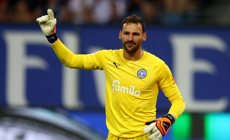 Holstein Kiel TSV 1860 München DFB-Pokal Daniel Bierofka Tim Walter KSV Kenneth Kronholm