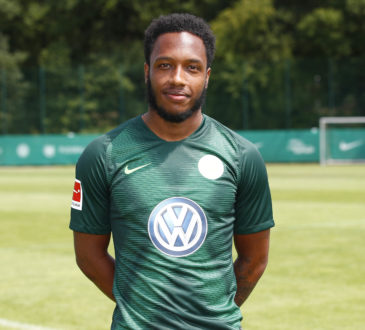 Der VfL Wolfsburg hat den Vertrag von Kaylen Hinds offiziell aufgelöst. Heute äußerten sich die Verantwortlichen der Wolfsburger zu dem Vorfall.