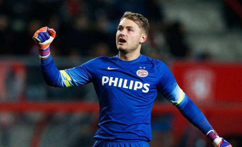 PSV Torwart Jeroen Zoet im Fokus vom FCB