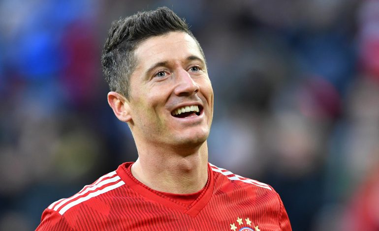 Klaus Fischer FC Schalke 04 Robert Lewandowski FC Bayern München Bundesliga Gerd Müller