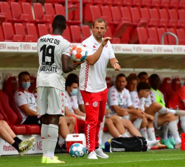 Bo Svensson Bundesliga Moussa Niakhaté 1. FSV Mainz 05 Fastenbrechen Ramadan