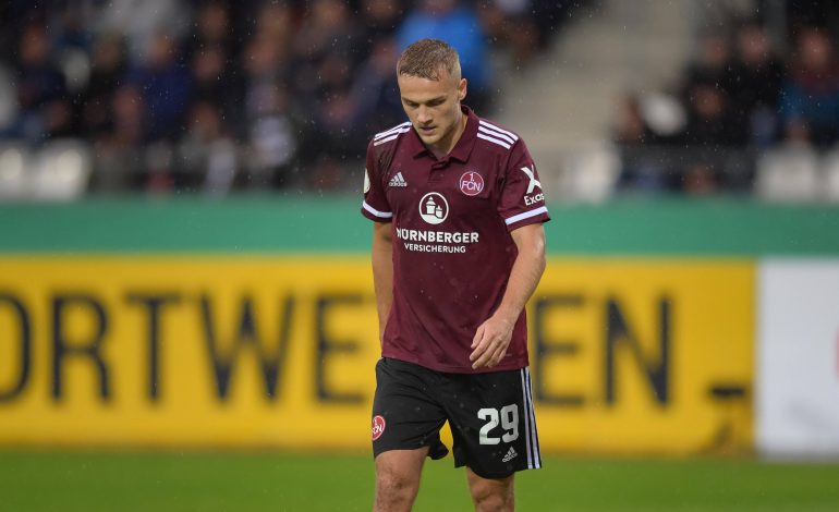 Tim Handwerker 1. FC Nürnberg Bremen Werder Bundesliga