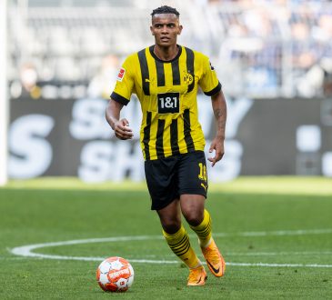 Akanji Borussia Dortmund