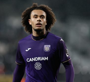 Joshua Zirkzee Omar Richards Bayern München