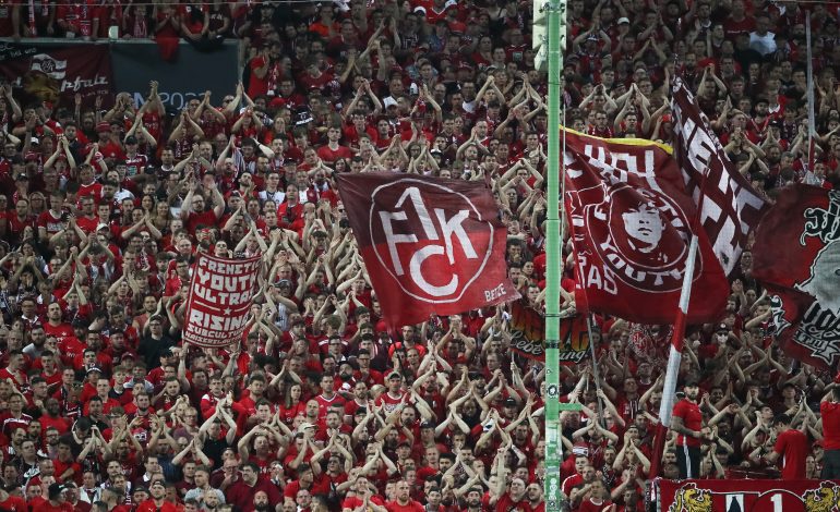 Die Fans in Kaiserslautern brennen auf das erste Zweitligaspiel seit vier Jahren