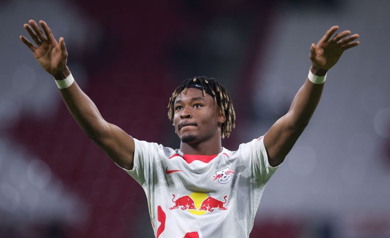 Mohamed Simakan RB Leipzig Paris Saint-Germain