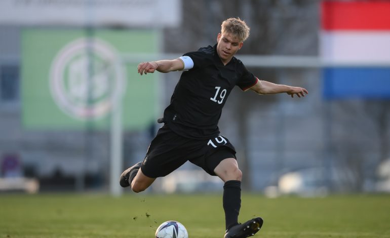 Leandro Morgalla bei einem U-Nationalspiel