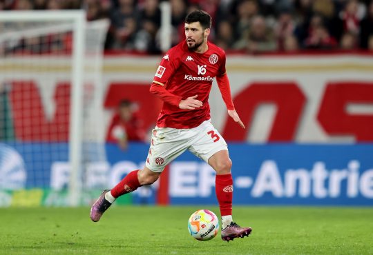 Aaron Martin während eines Spiel für den 1. FSV Mainz 05