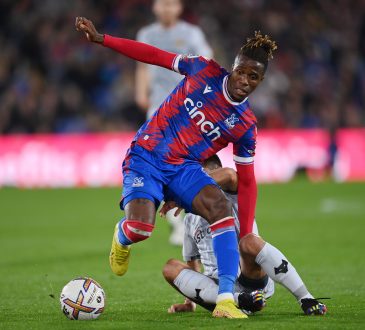 Wilfried-Zaha-im-Spiel-für-Crystal-Palace