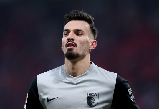 "Rechnung voll aufgegangen. Das war der Gedanke, ihm nochmal Zeit zu geben in einer Liga, die vielleicht physisch nicht so anspruchsvoll ist wie die Bundesliga, aber trotzdem technisch gut"