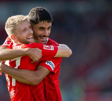 Heidenheims Topscorer unter sich: Jan-Niklas Beste (links) und Eren Dinkçi (rechts).