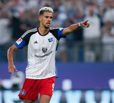 Robert Glatzel im Trikot vom Hamburger SV