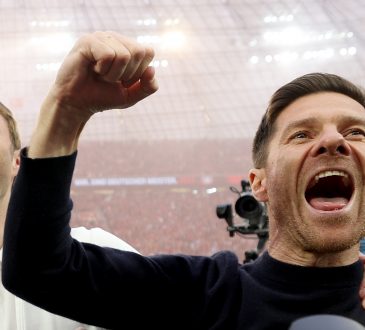 Xabi Alonso Simon Rolfes Bundesliga Bayer 04 Leverkusen Voraussichtliche Aufstellungen