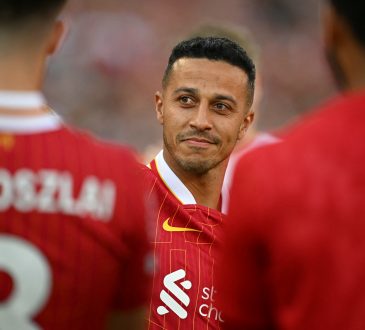 Thiago Alcantara im Liverpool Trikot
