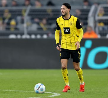 Ramy Bensebaini Borussia Dortmund