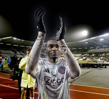 Jorthy Mokio Ajax Amsterdam