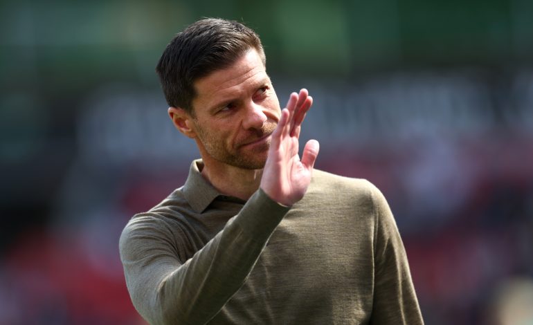 Foto von Cheftrainer Xabi Alonso von Bayer 04 Leverkusen. Foto-Credits: Getty Images.