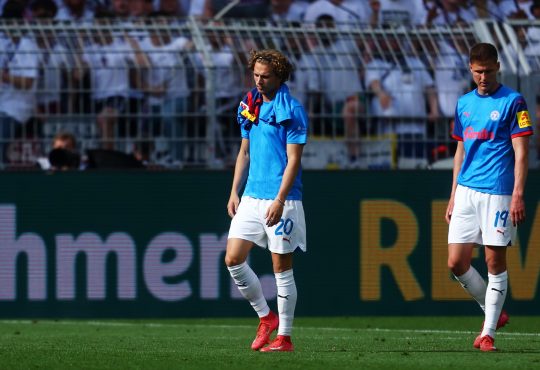 Fiete Arp enttäuscht nach Bundesliganiederlage gegen Borussia Dortmund