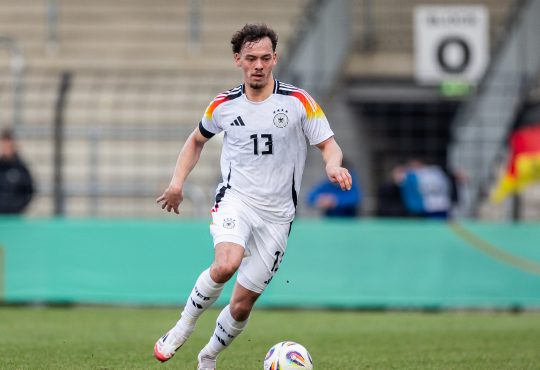 Aaron Zehnter U20 FC Augsburg VfL Wolfsburg