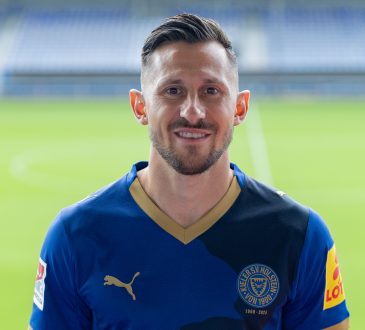 Steven Skrzybski, Holstein Kiel
