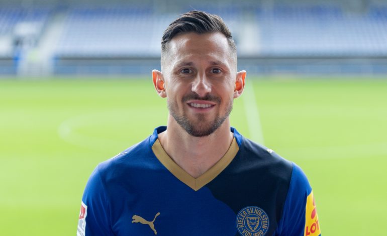 Steven Skrzybski, Holstein Kiel