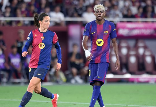AItana und Lamine Yamal im Trikot vom FC Barcelona