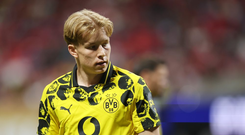 Borussia Dortmund-Verteidiger Daniel Svensson im BVB-Trikot bei der FIFA Klub-Weltmeisterschaft