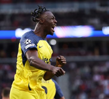 Union Saint-Gilloise Stürmer Promise David in der UEFA Champions League nach seinem Treffer gegen PSV Eindhoven.
