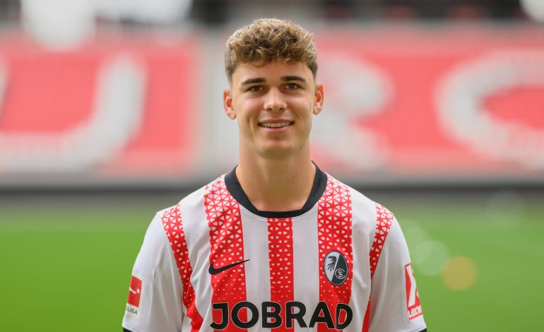 Noah Weißhaupt, SC Freiburg