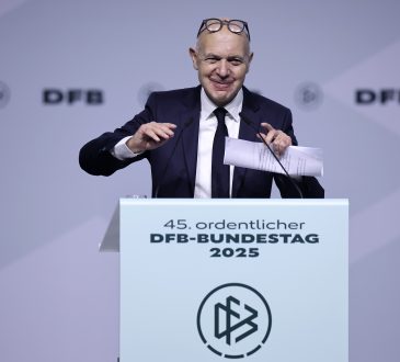 Bernd Neuendorf, DFB