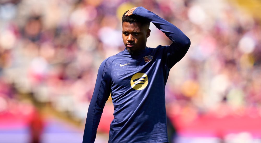 Ansu Fati im Aufwärmtrikot vom FC Barcelona