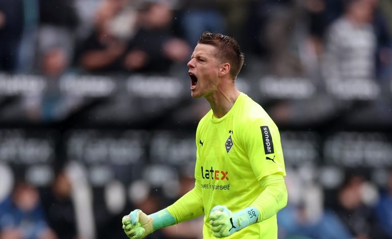 Jonas Omlin im Torwarttrikot von Borussia Mönchengladbach