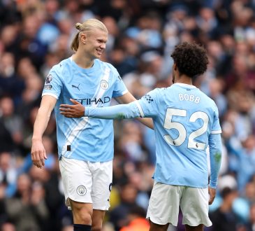 Erling Haaland, Oscar Bobb