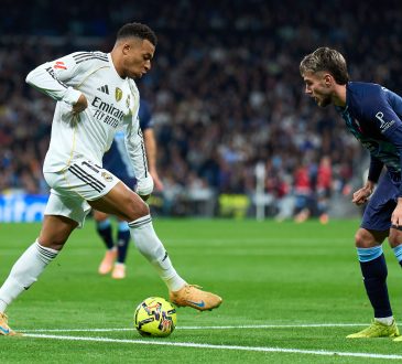 Kylian Mbappé gegen Oscar Mingueza