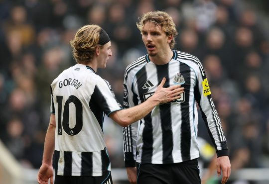 Anthony Gordon Nick Woltemode Newcastle United