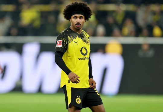Karim Adeyemi spielt bei Borussia Dortmund