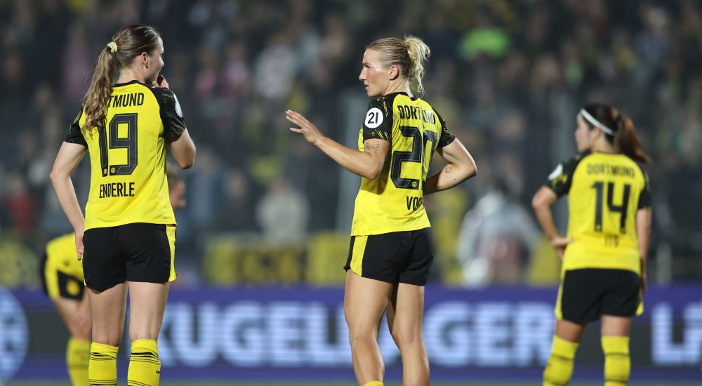 Ann-Sophie Vogel von den Frauen von Borussia Dortmund im Gespräch mit Annika Enderle / BVB