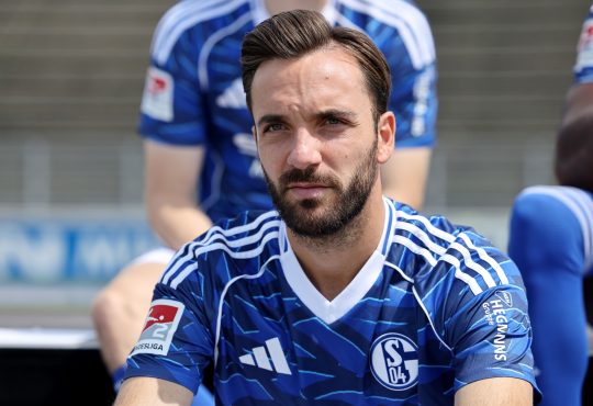 Kenan Karaman vom FC Schalke 04