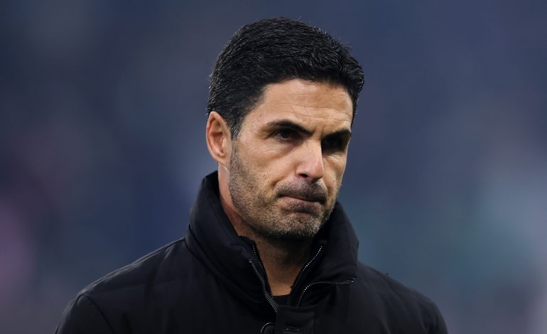 Arsenal-Trainer Mikel Arteta an der Seitenlinie