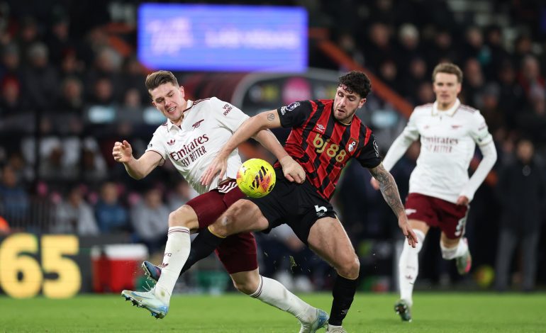 Viktor Gyokeres, Marcos Senesi