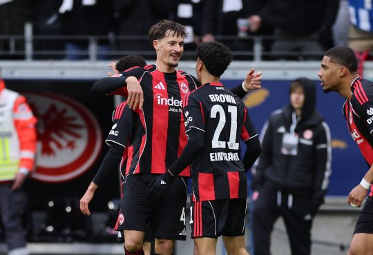 Robin Koch, Nathaniel Brown, Eintracht Frankfurt