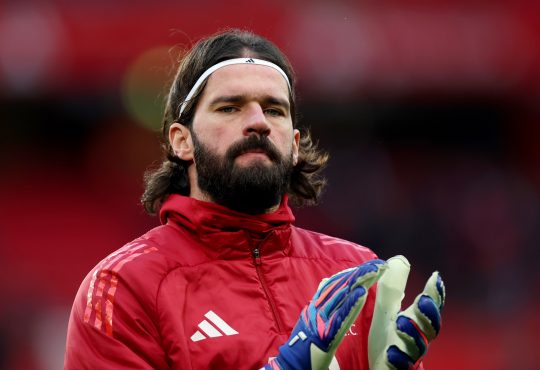 Alisson, Torwart des FC Liverpool, steht im Fokus von Juventus Turin. Eine Rückkehr in die Serie A ist möglich.