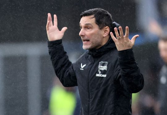 Stefan Leitl, Tariner von Hertha BSC an der Seitenlinie