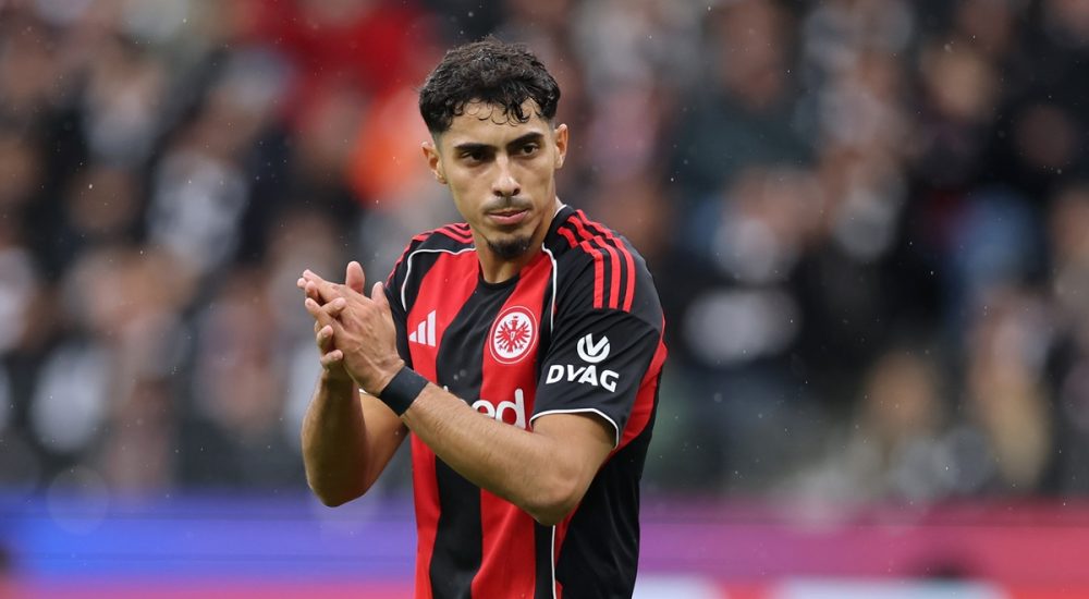 Fares Chaibi Eintracht v FC St. Pauli