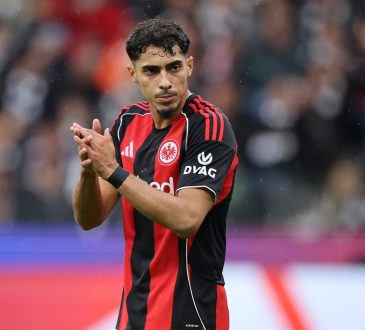 Fares Chaibi Eintracht v FC St. Pauli