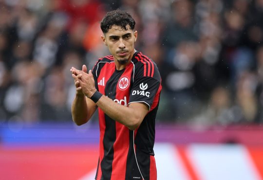 Fares Chaibi Eintracht v FC St. Pauli