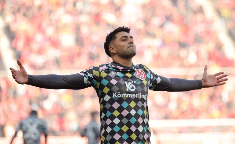 Nadiem Amiri - FSV Mainz v Augsburg