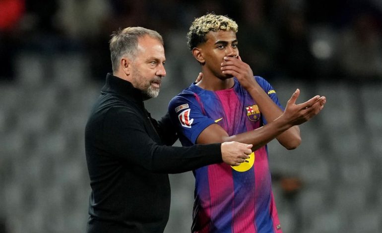 Hansi Flick / Lamine Yamal - FC Barcelona