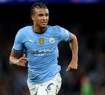 Manchester City-Verteidiger Nathan Ake in einem Spiel