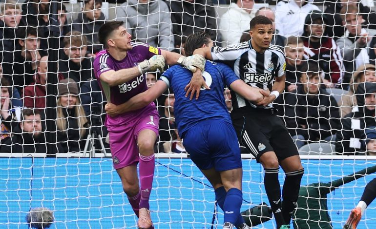 Malick Thiaw Newcastle United v Everton